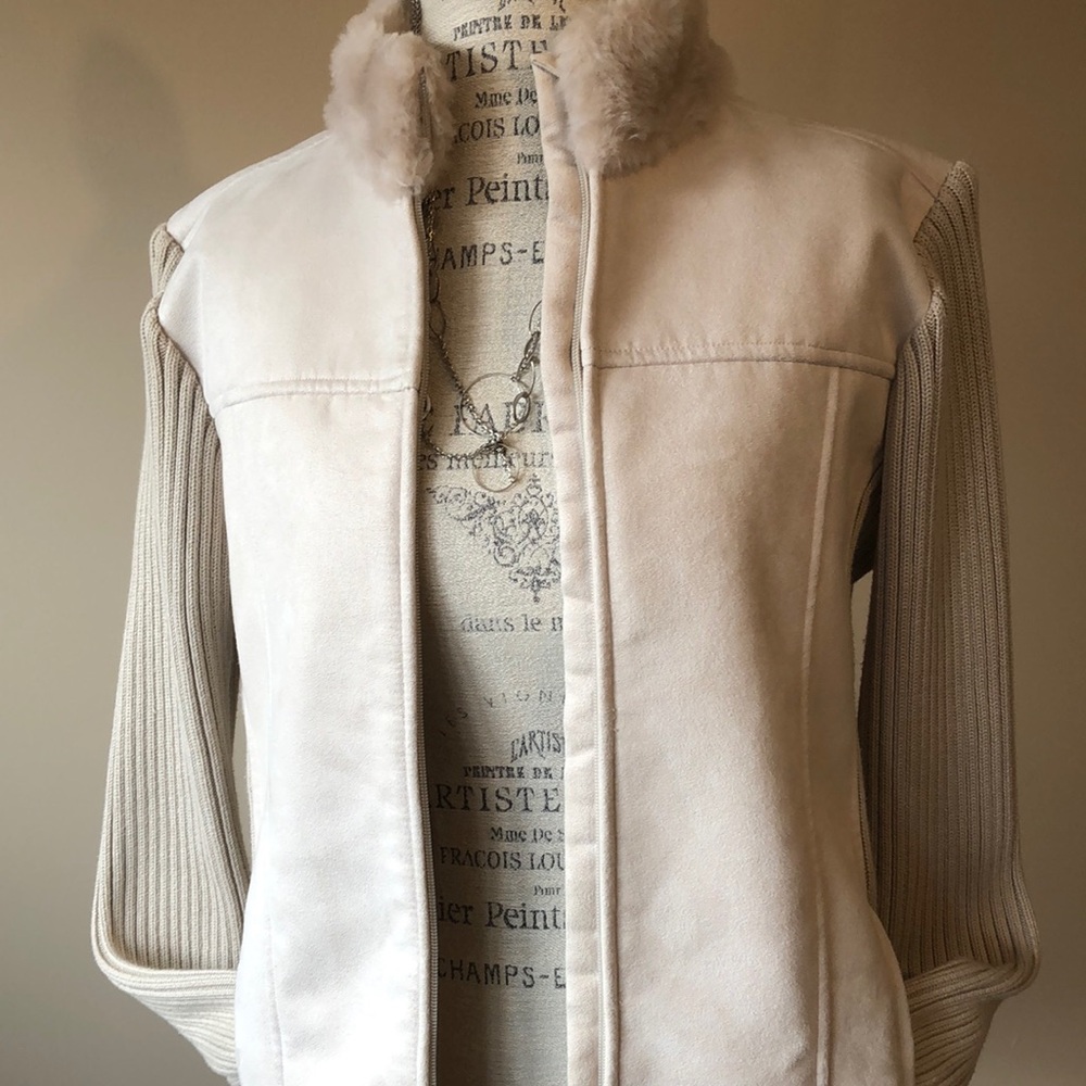 Women’s Zippered Shacket, Faux Fur Collar, Plush Lining, Cream (size large)